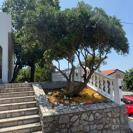 Apartament Oaza Mira Ivana *