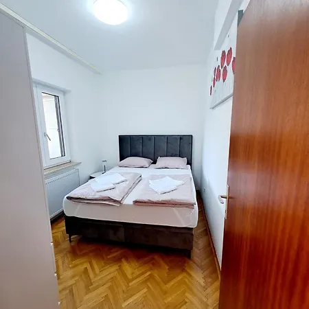 Oaza Mira Ivana Apartamento Sibinj Krmpotski