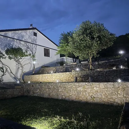 Oaza Mira Ivana * スィビニ・クルンポスキ