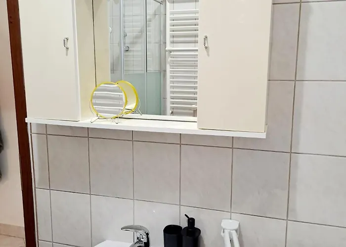 Oaza Mira Ivana Lejlighed Sibinj Krmpotski